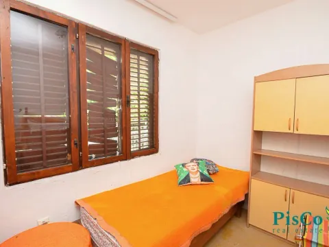 Sale, house, 180m², Bar, Crna Gora - image 11