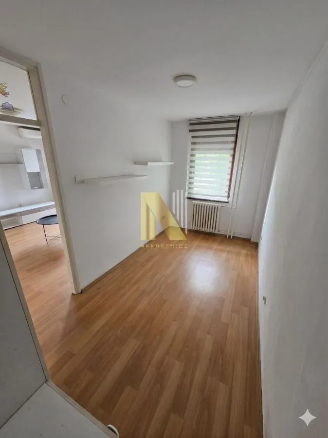 Prodaja, dvosoban stan, 58m², Sajmište, Novi Sad