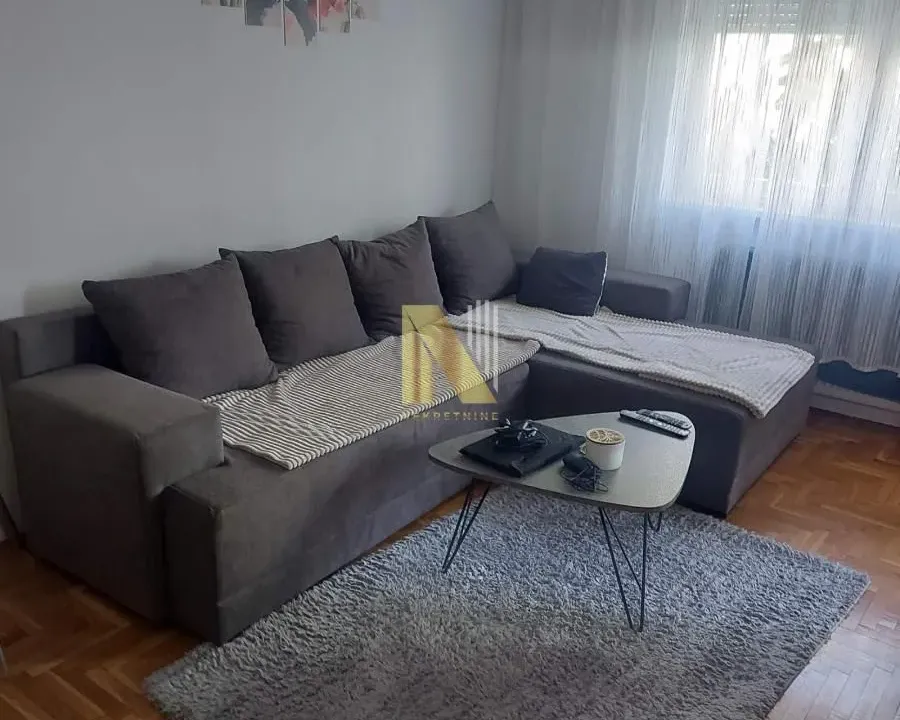 Izdavanje, jednosoban stan, 36m², Grbavica, Novi Sad Sve Podlokacije