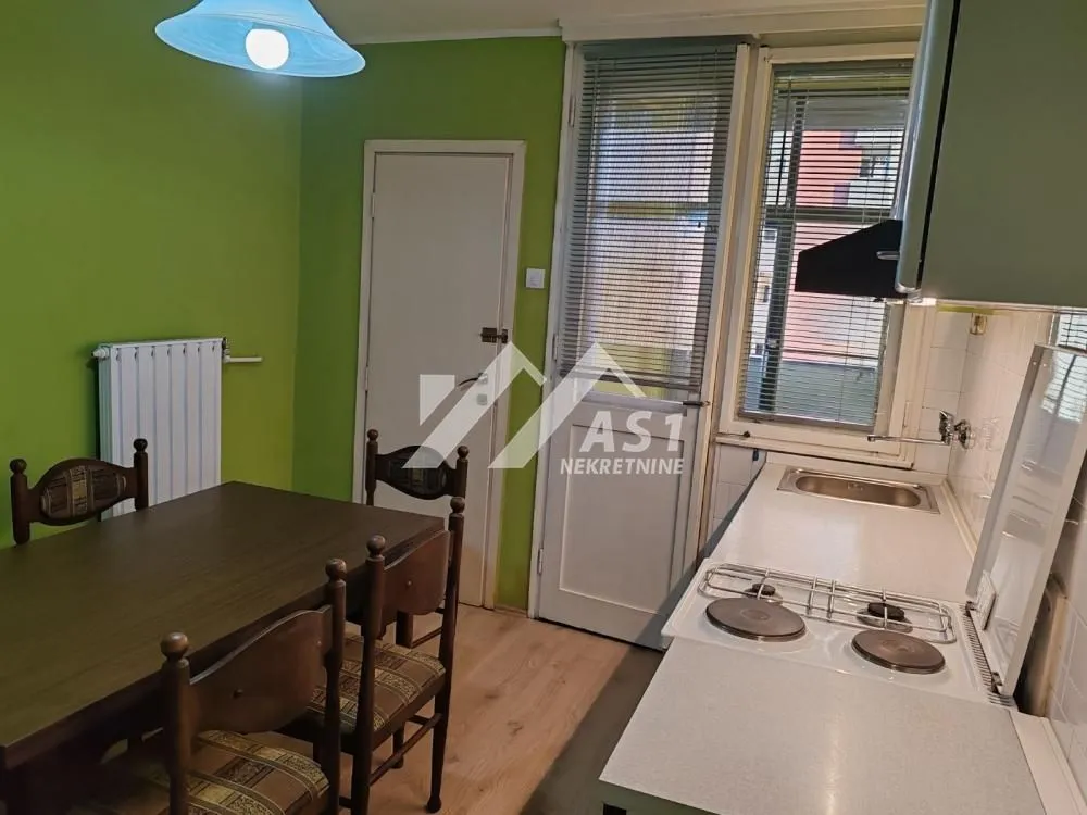 Izdavanje, dvosoban stan, 53m², Detelinara, Novi Sad Sve Podlokacije