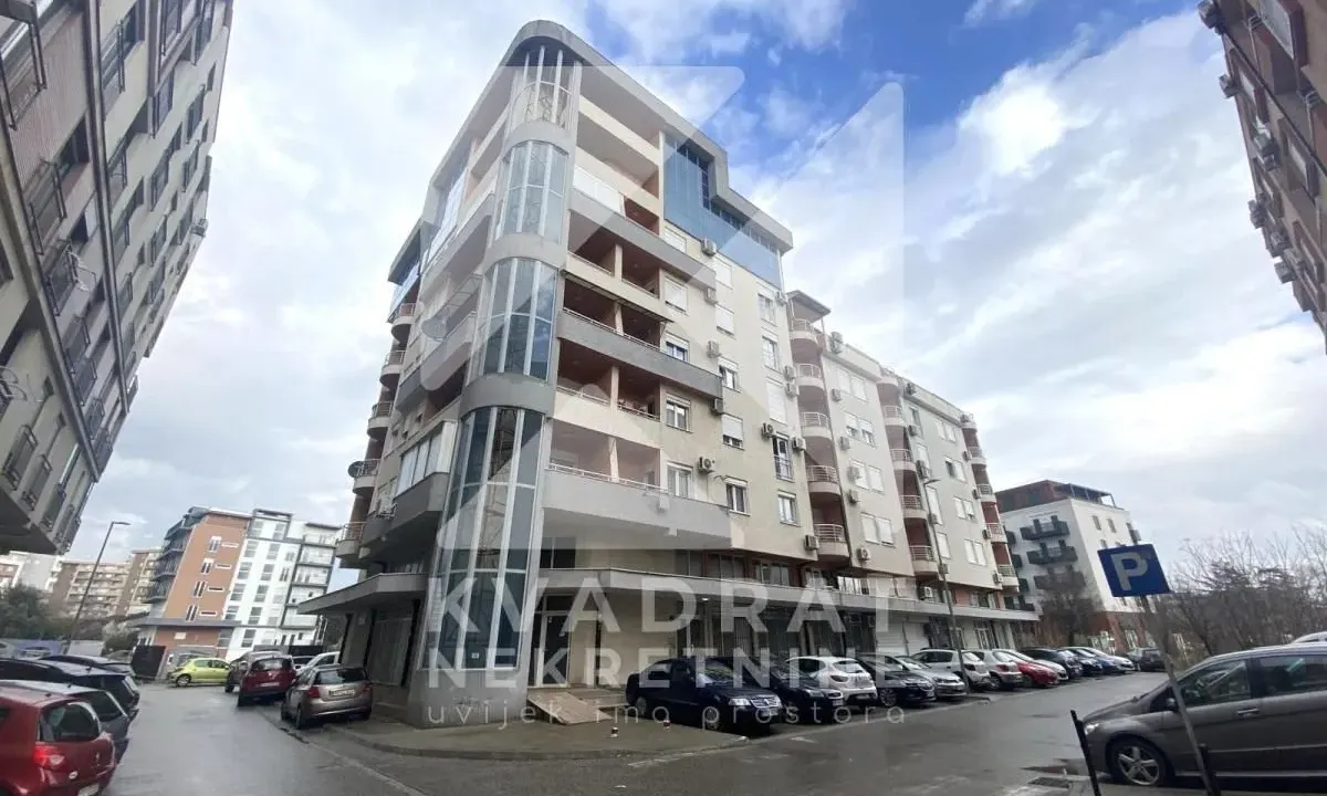 Rent, two bedroom apartment, 63m², 1 maj, Podgorica