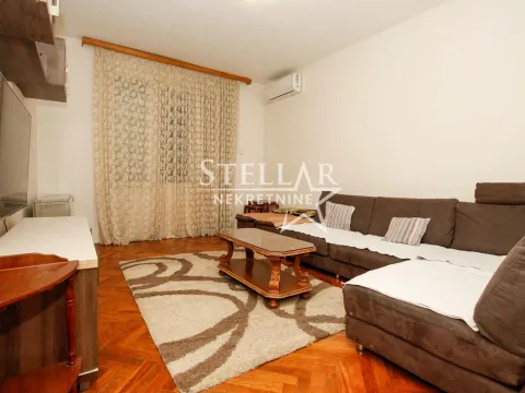 Rent, two bedroom apartment, 68m², Centar, Podgorica - image 10