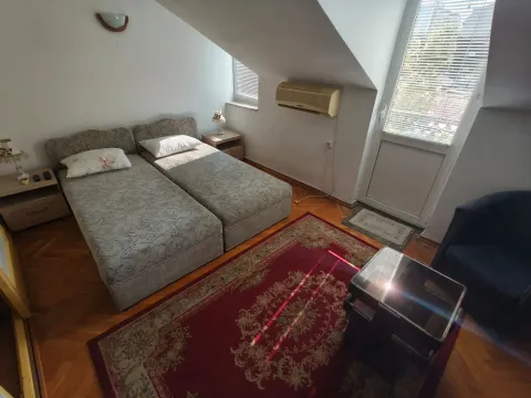 Rent, one bedroom apartment, 37m², Centar, Podgorica - image 4