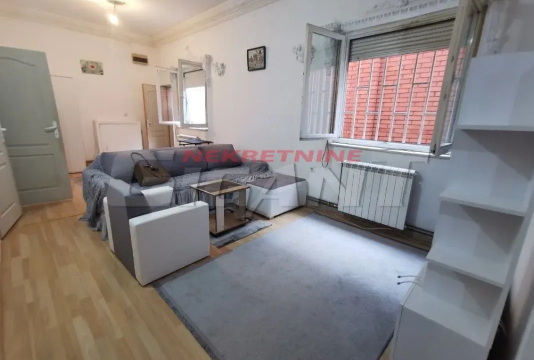 Prodaja, trosoban stan, 64m², Višnjička Banja, Palilula Sve Podlokacije