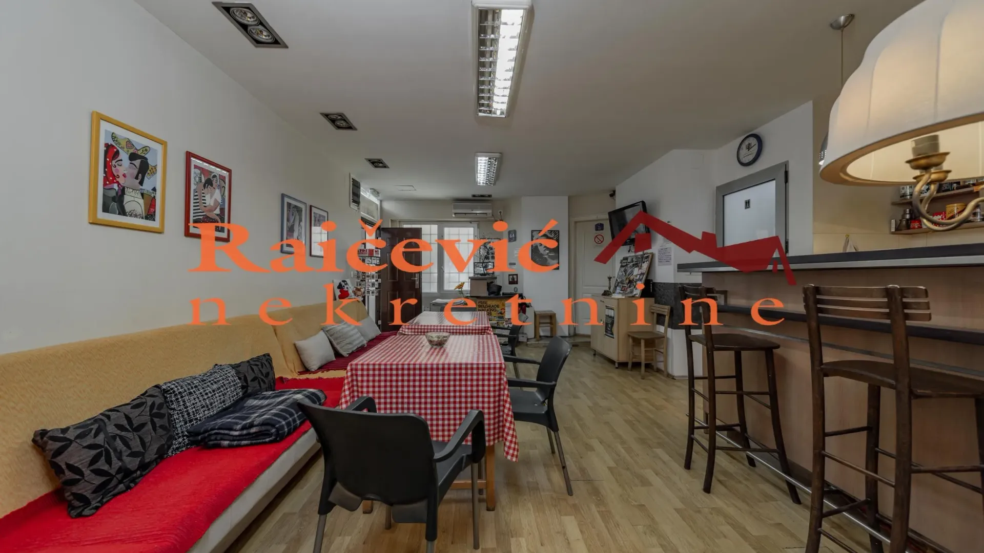 Prodaja, stan, 93m², Centar, Kruševac