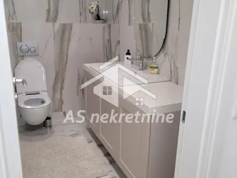 Izdavanje, trosoban stan, 82m², Novi Beograd Sve Podlokacije, Beograd - image 29