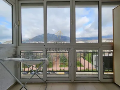 Izdavanje, garsonjera, 35m², Centar, Bar - image 5