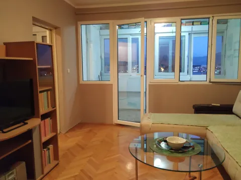Izdavanje, jednosoban stan, 55m², Baston, Podgorica - image 3