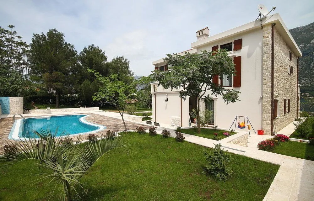 Sale, house, 497m², Prčanj, Kotor