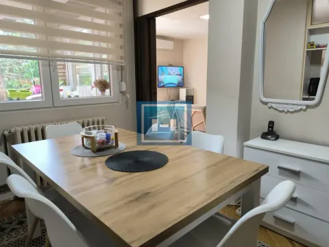 Prodaja, četvorosoban stan, 95m², Centar, Ćuprija - image 6