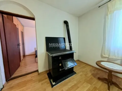 Sale, house, 235m², Voždovac Sve Podlokacije, Beograd - image 17