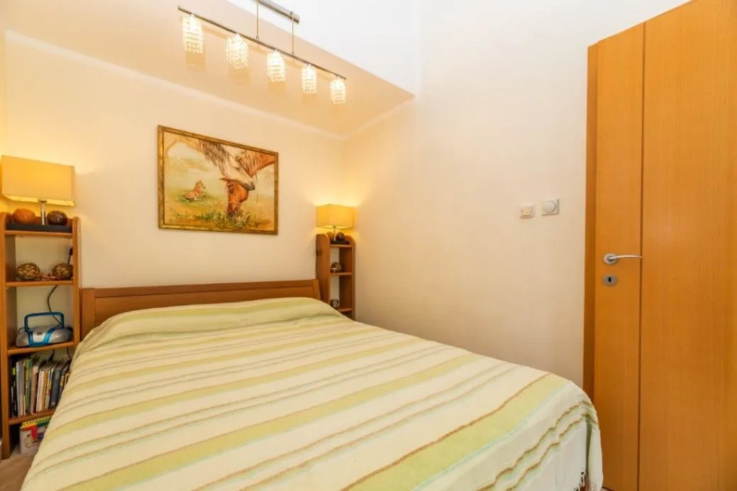 Prodaja, dvosoban stan, 78m², Kamenari, Herceg Novi