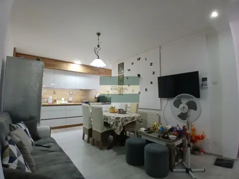 Prodaja, kuća, 226m², Tavrića obori, Jagodina - image 39