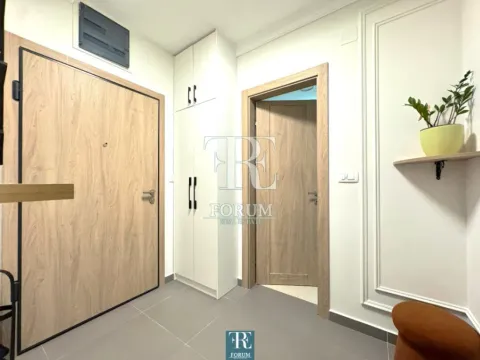 Izdavanje, jednosoban stan, 55m², Master Kvart, Podgorica - image 8