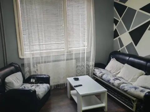 Prodaja, trosoban stan, 57m², Kragujevac, Srbija - image 2