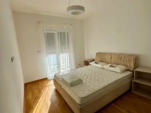 Izdavanje, jednosoban stan, 54m², City Kvart, Podgorica - image 7