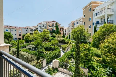 Prodaja, jednosoban stan, 71m², Luštica Bay, Tivat - image 12