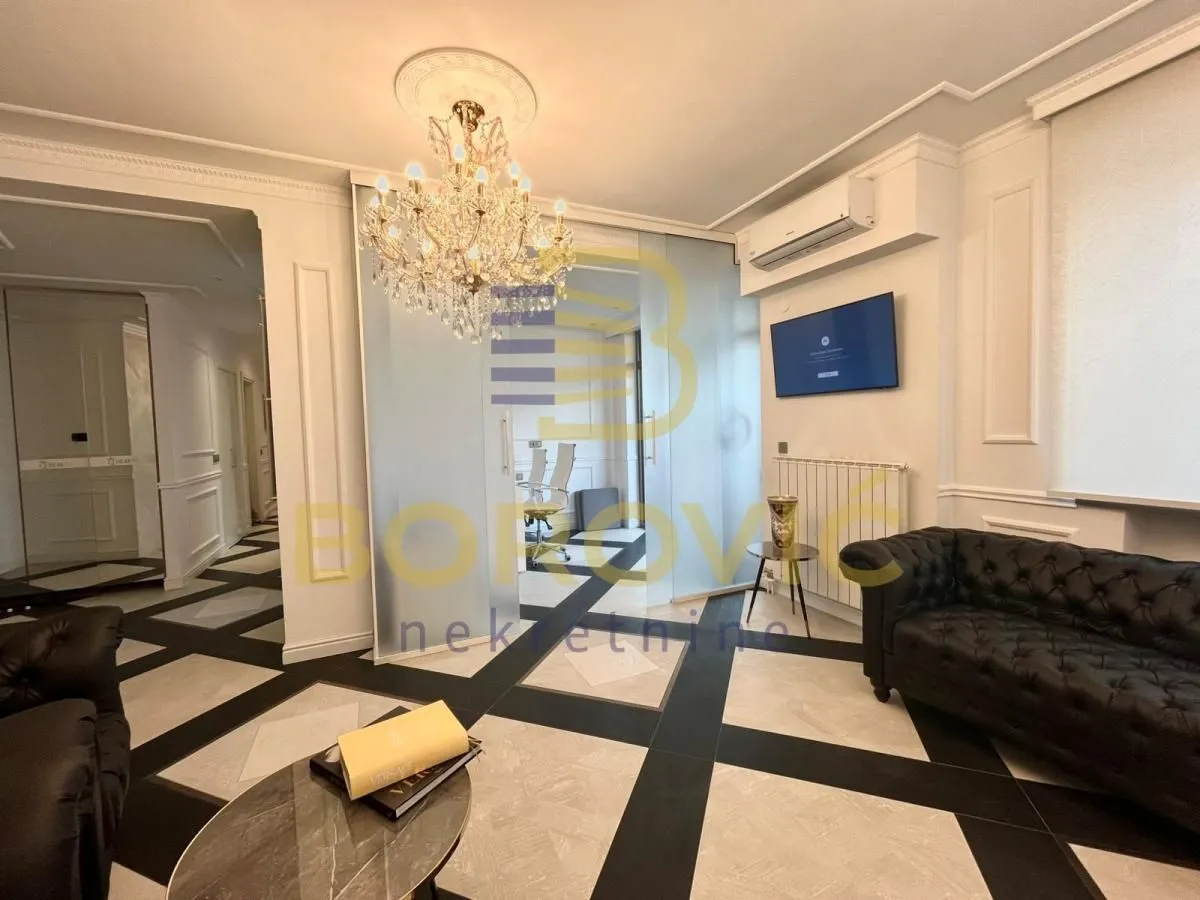 Prodaja, četvorosoban stan, 118m², Savski Venac, Beograd