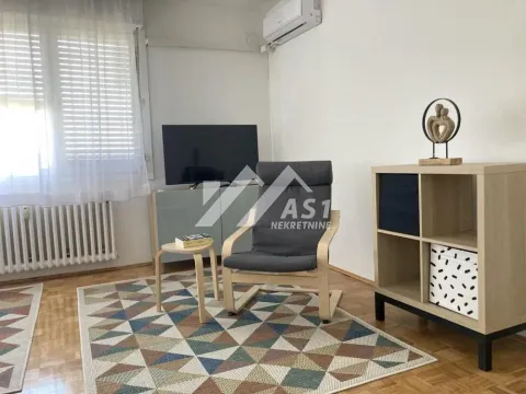 Izdavanje, trosoban stan, 71m², Liman 2, Novi Sad Sve Podlokacije - image 2