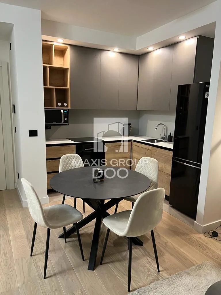 Rent, two bedroom apartment, 51m², Savski Venac, Beograd