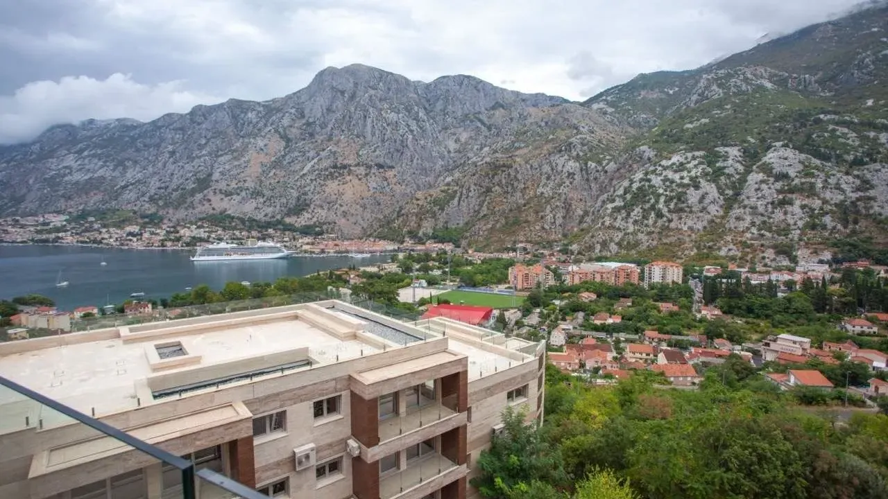 Prodaja, jednosoban stan, 52m², Kotor, Crna Gora