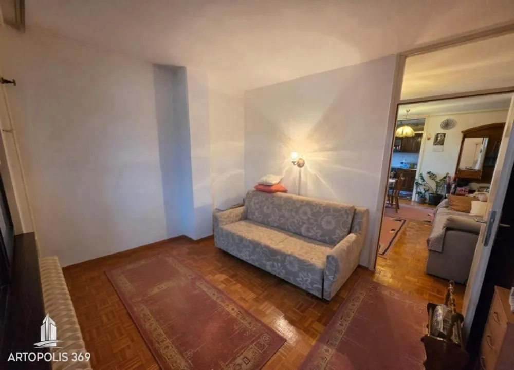 Prodaja, trosoban stan, 75m², Novi Beograd Blok 72, Novi Beograd Sve Podlokacije