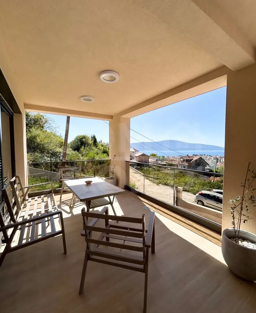 Rent, house, 130m², Tivat, Crna Gora