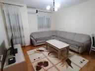 Izdavanje, dvosoban stan, 60m², Stari Aerodrom, Podgorica - image 1