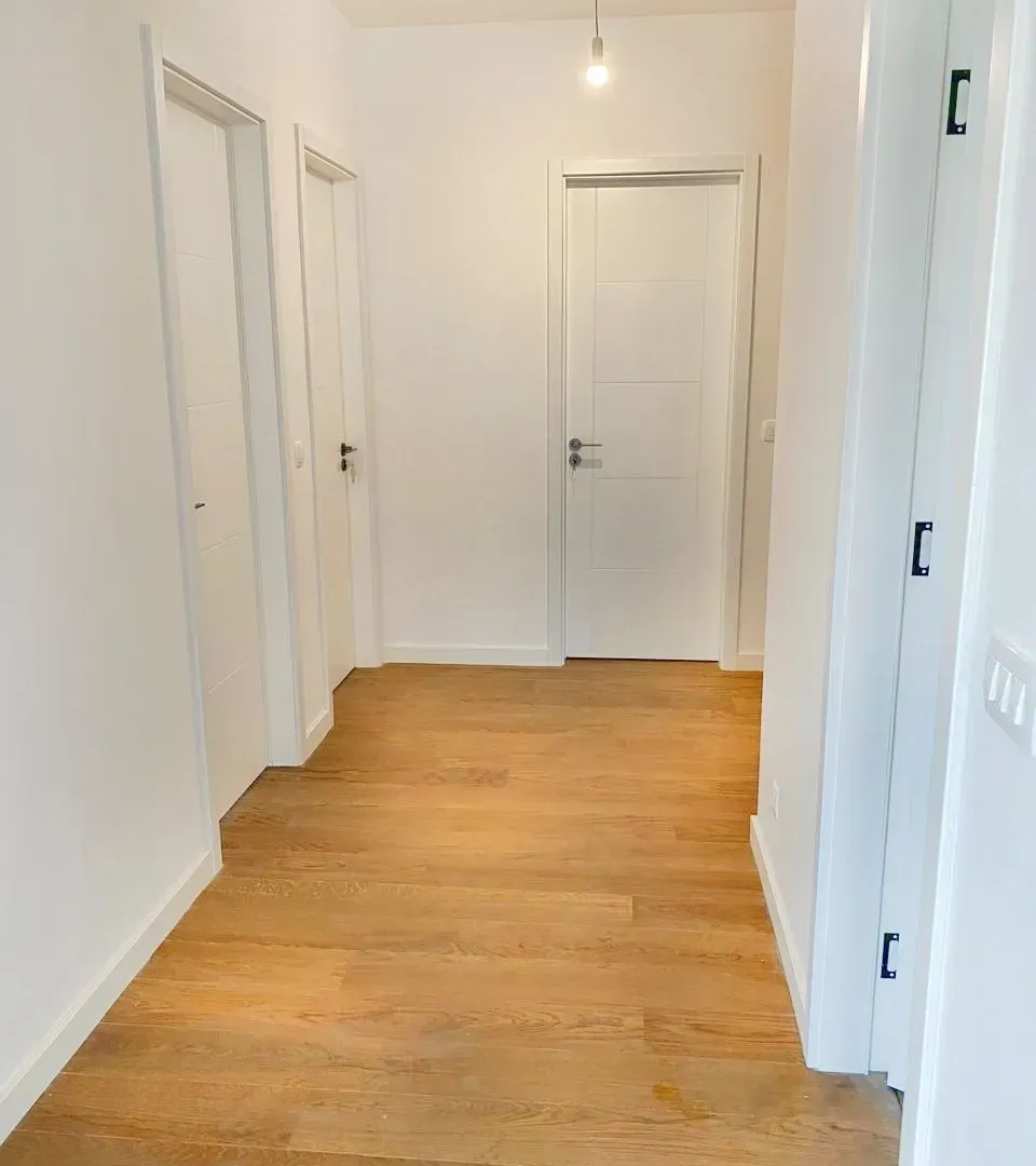 Sale, two bedroom apartment, 74m², Centar, Bar