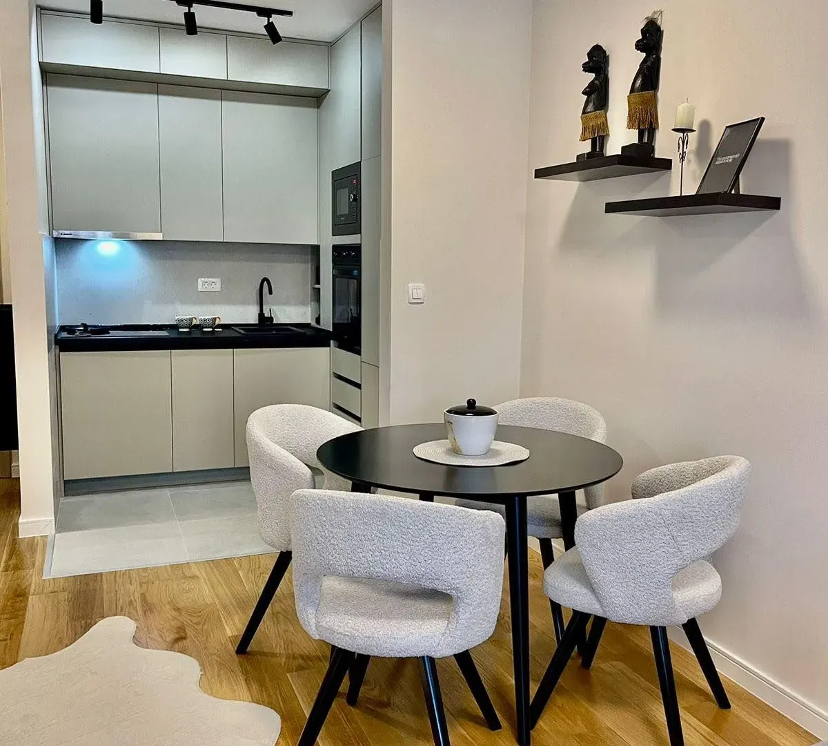 Rent, apartment, 40m², Central Point, Podgorica