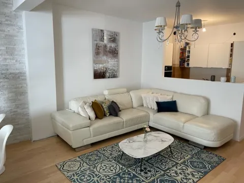 Prodaja, trosoban stan, 91m², Centar, Budva - image 7