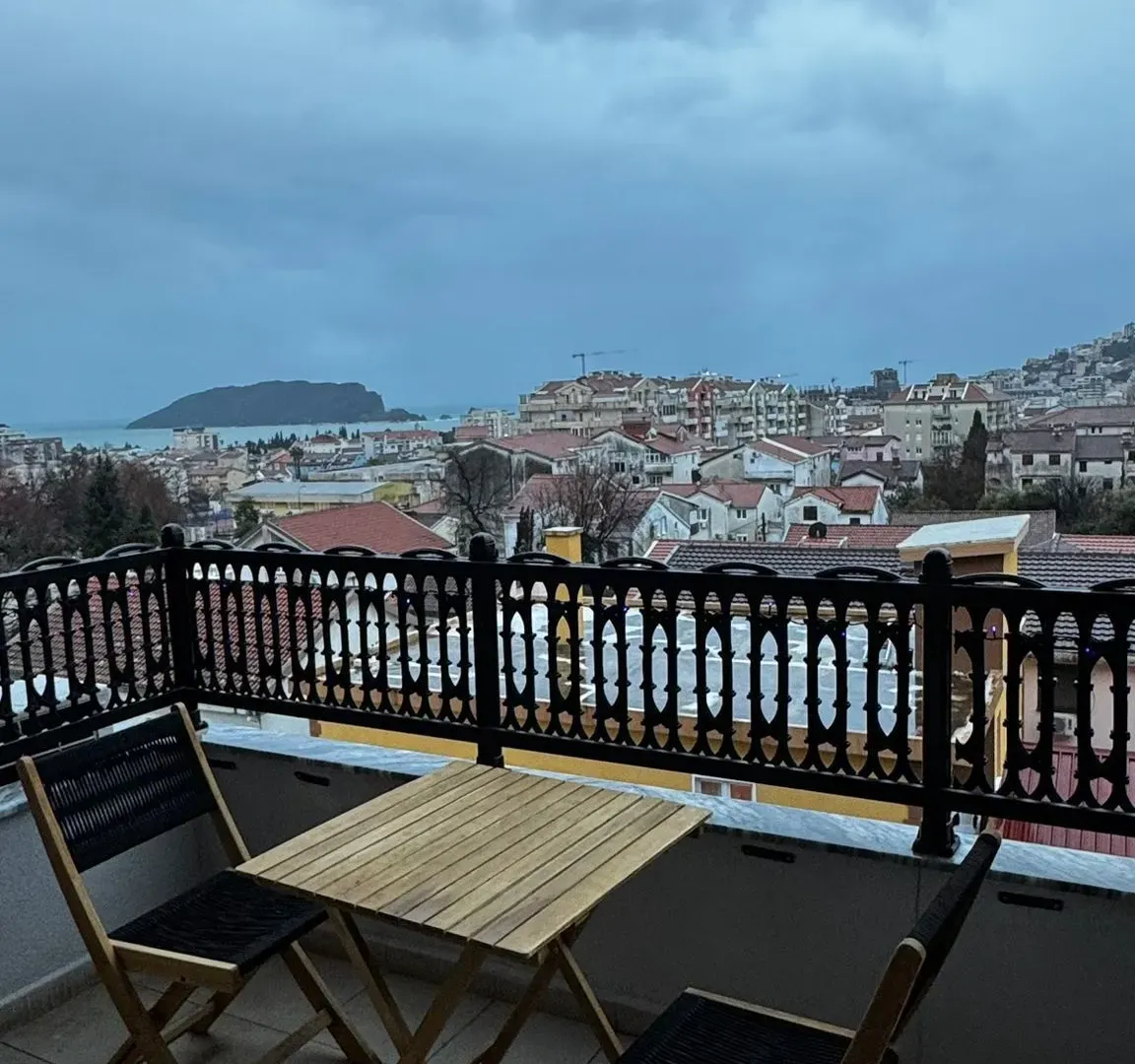Rent, two bedroom apartment, 70m², Budva, Crna Gora