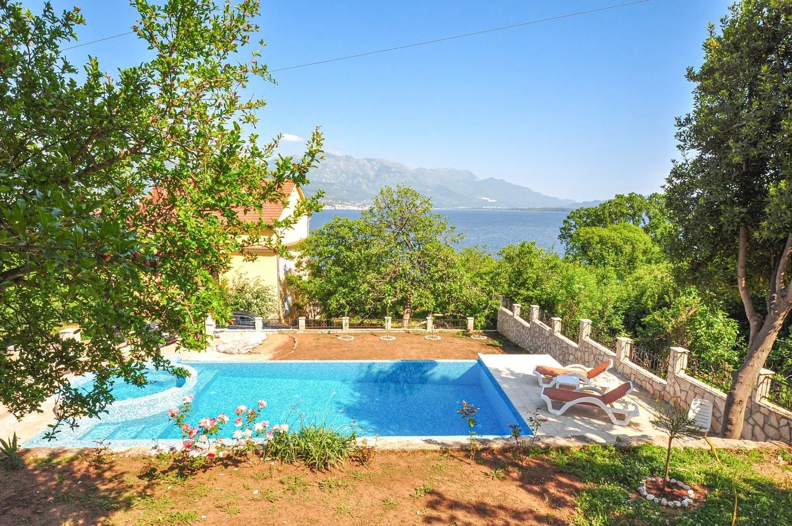 Prodaja, kuća, 260m², Bijela, Herceg Novi