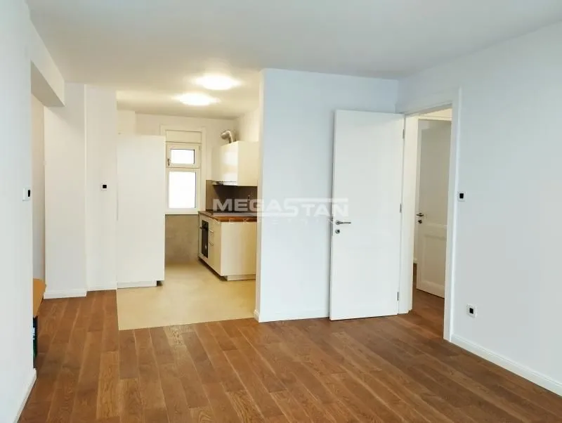 Sale, two bedroom apartment, 71m², Čubura, Beograd