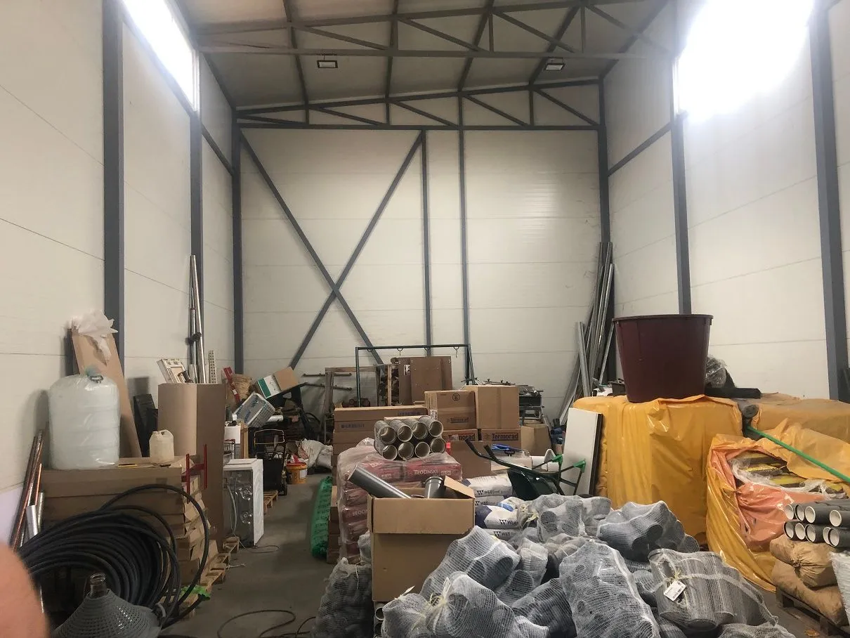 Rent, office space, 260m², Borča 1, Borča Sve Podlokacije