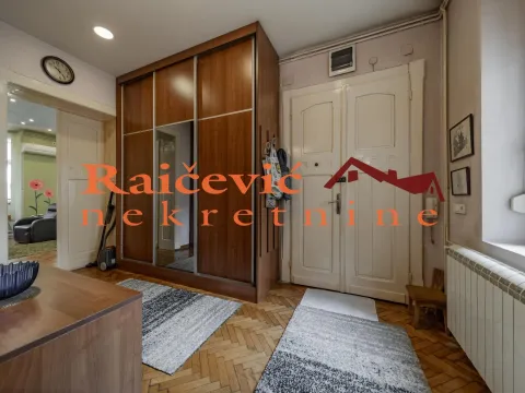 Prodaja, trosoban stan, 86m², Cvetni Trg, Vračar Sve Podlokacije - image 12