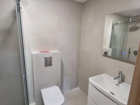 Izdavanje, dvosoban stan, 56m², City Kvart, Podgorica - image 9