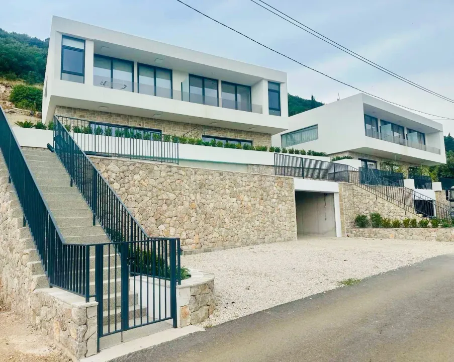 Sale, three bedroom apartment, 128m², Žvinje, Herceg Novi