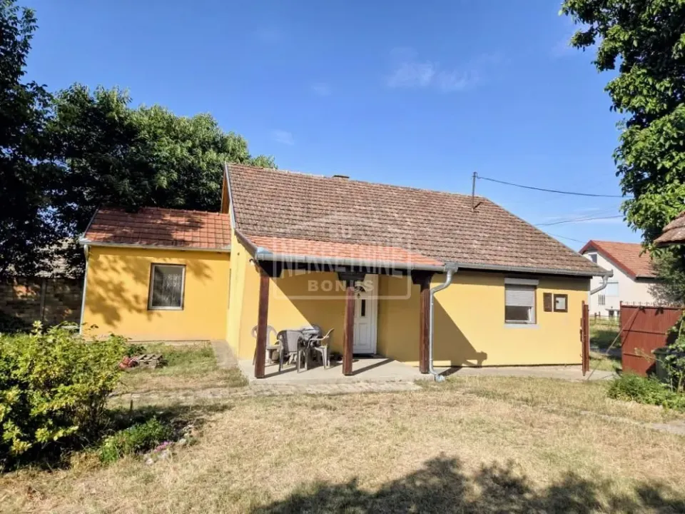 Prodaja, kuća, 78m², Pačir, Bačka Topola