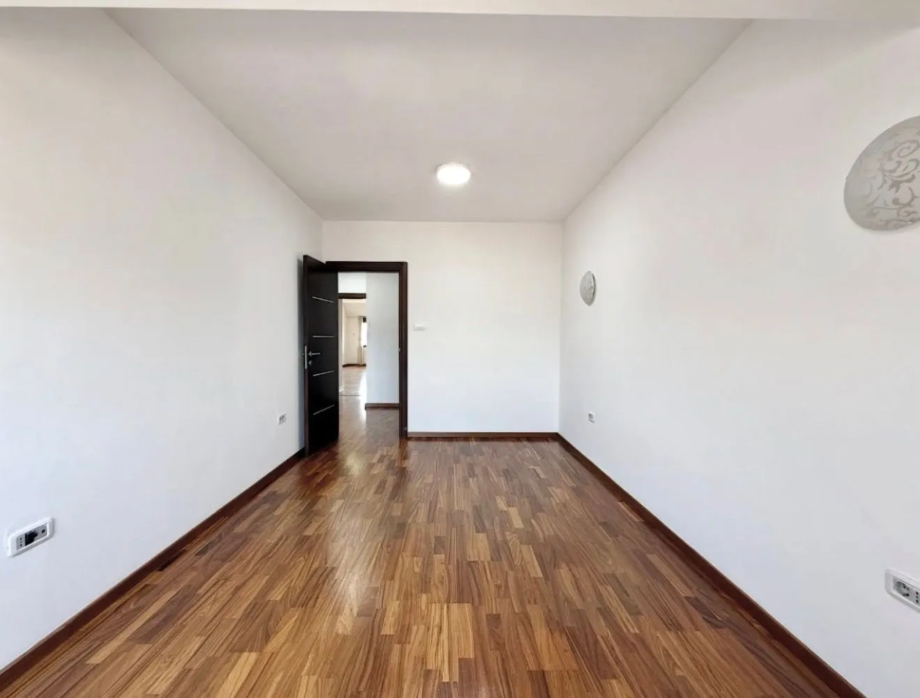 Sale, four bedroom apartment, 220m², Preko Morače, Podgorica