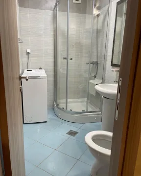 Izdavanje, garsonjera, 39m², Budva, Crna Gora - image 10