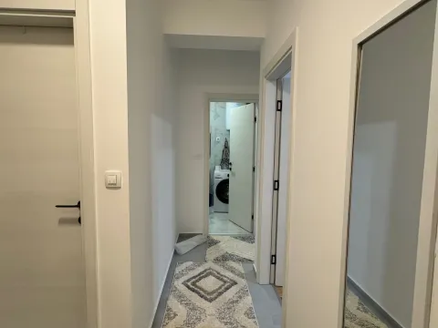 Izdavanje, dvosoban stan, 65m², Stari Aerodrom, Podgorica - image 6