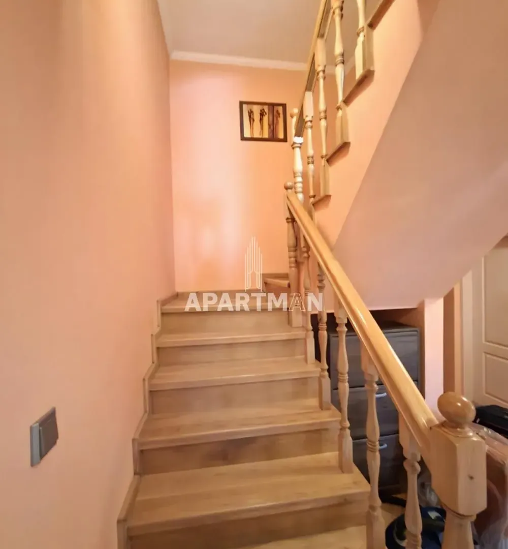 Prodaja, četvorosoban stan, 108m², Vidikovački venac, Rakovica