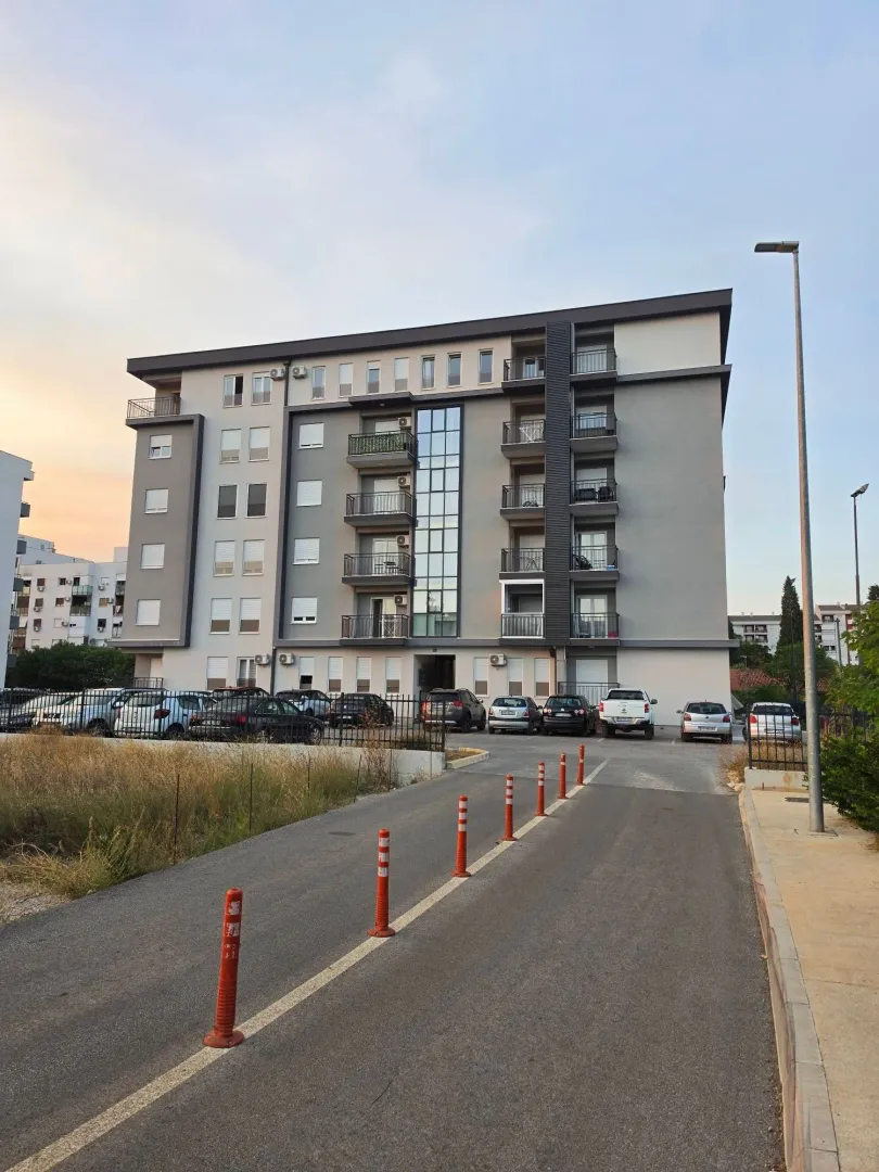 Prodaja, jednosoban stan, 42m², Zabjelo, Podgorica