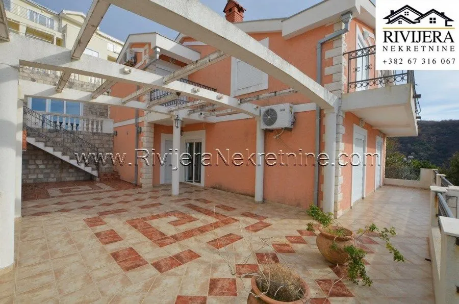Prodaja, kuća, 300m², Zelenika, Herceg Novi