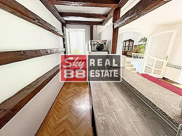 Rent, three bedroom apartment, 130m², Neimar, Vračar Sve Podlokacije