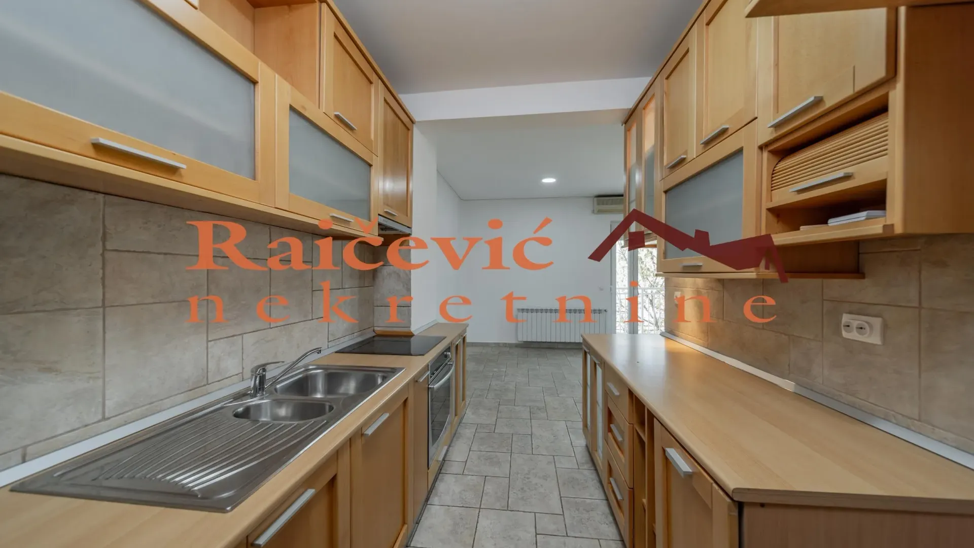 Prodaja, trosoban stan, 90m², Zvezdara Sve Podlokacije, Beograd