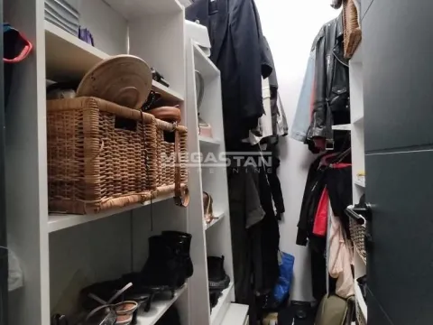 Sale, two bedroom apartment, 57m², Južni Bulevar, Vračar Sve Podlokacije - image 6