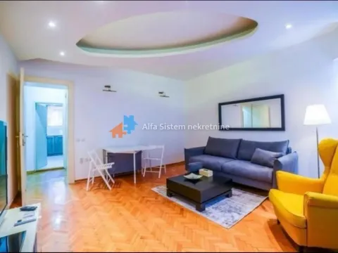 Izdavanje, trosoban stan, 73m², Stari Grad, Beograd - image 3