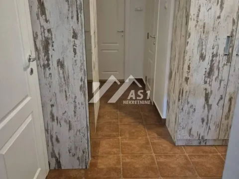 Izdavanje, dvosoban stan, 57m², Stari Majur, Petrovaradin - image 4